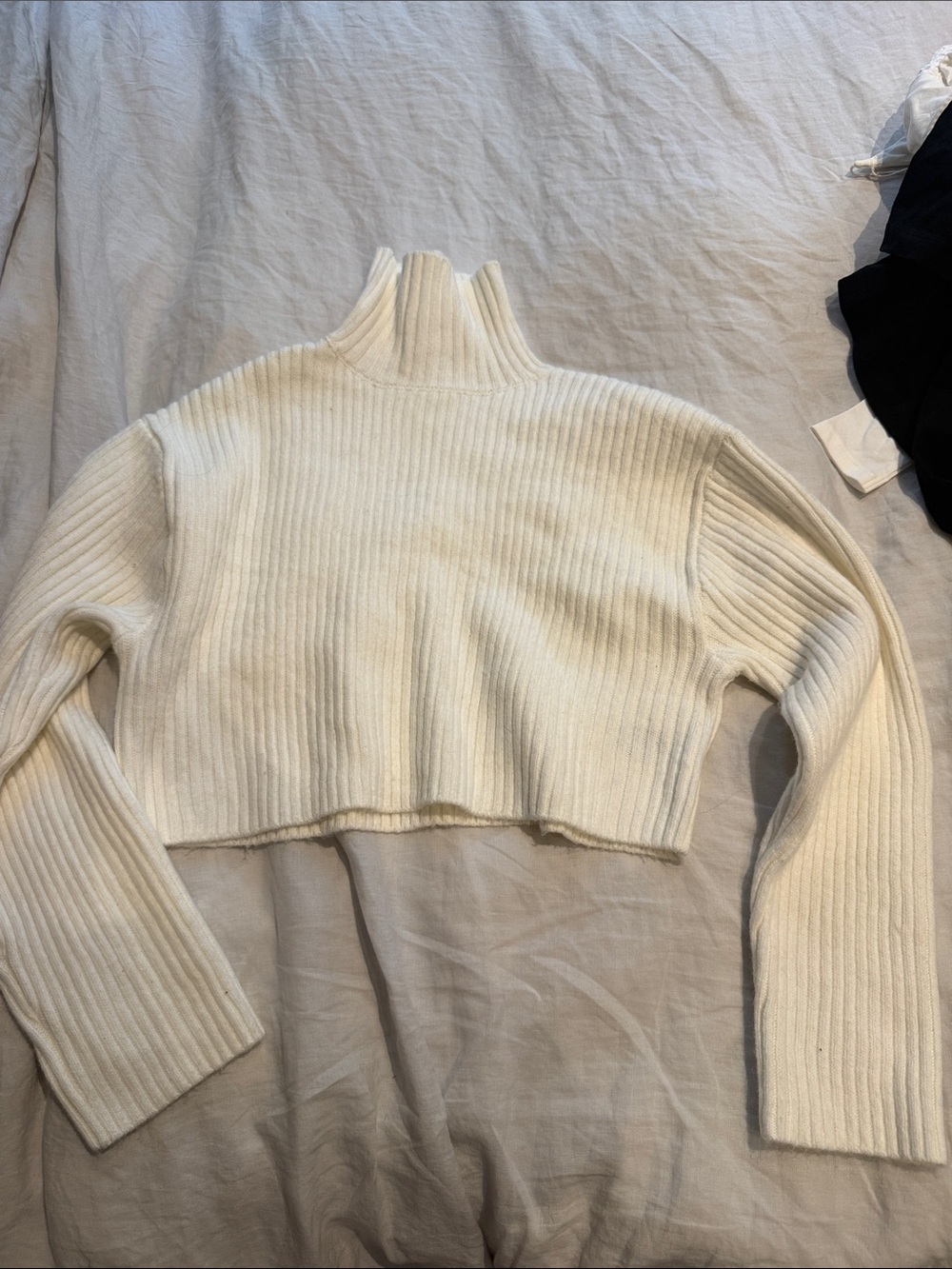 H&M Cream Ribbed Cropped Turtleneck Sweater